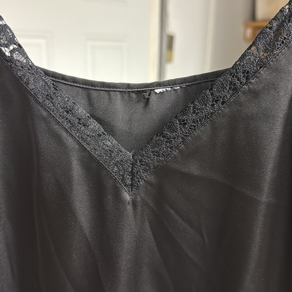 Vintage lace cami - Picture 2 of 3